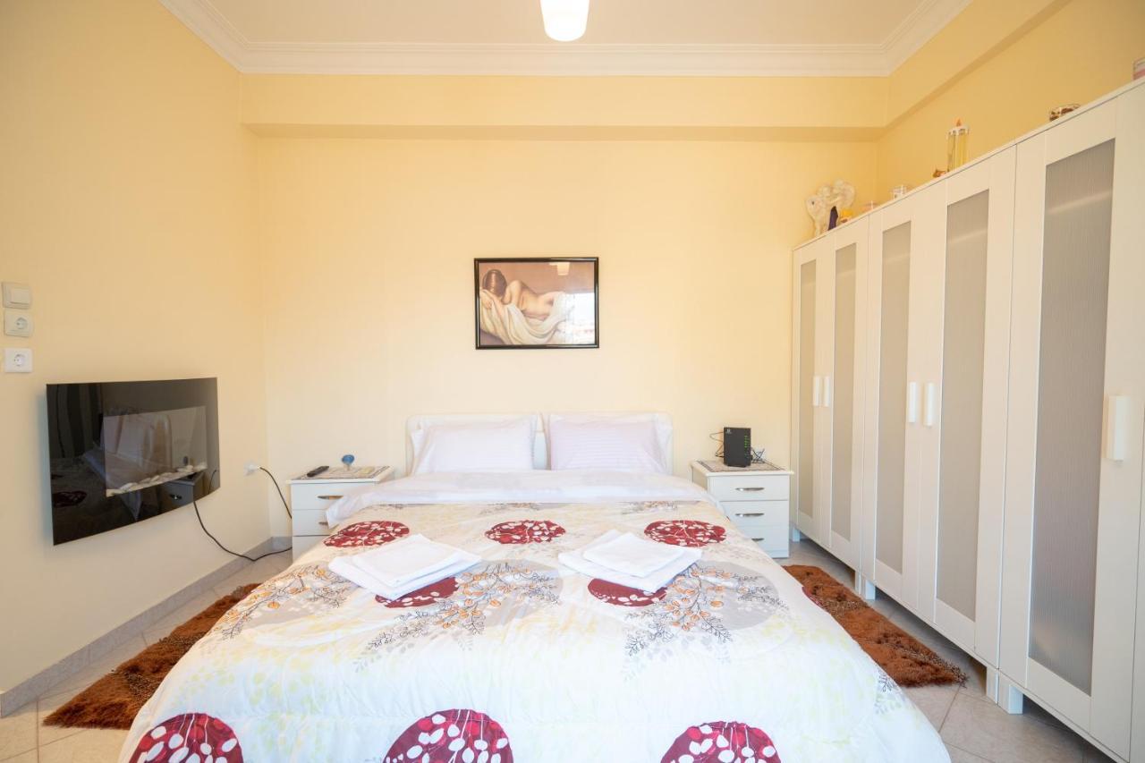 Attica Train Station 1 Bedroom 4 Pers Apartment Athens Exterior photo