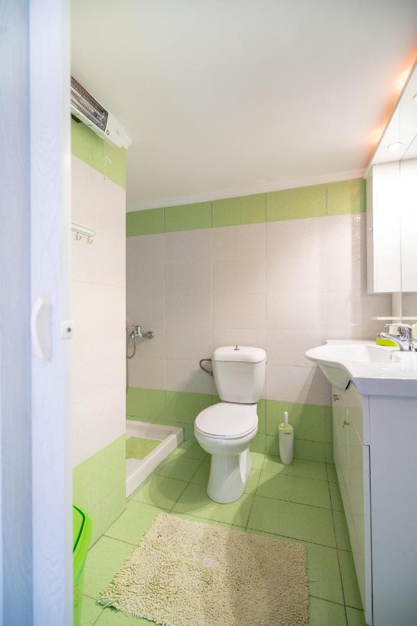 Attica Train Station 1 Bedroom 4 Pers Apartment Athens Exterior photo