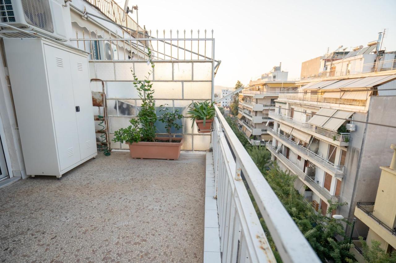 Attica Train Station 1 Bedroom 4 Pers Apartment Athens Exterior photo